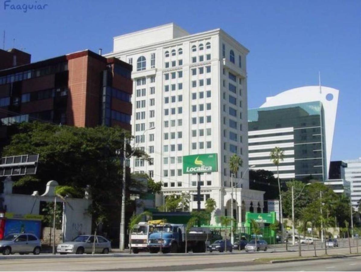 Homestay 2 - Avenida Carlos Gomes Porto Alegre Dış mekan fotoğraf